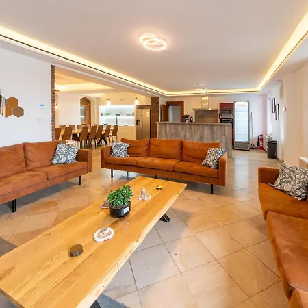 Country House Ardennes With Pool And Sauna, Cleaning Included Σπίτι διακοπών